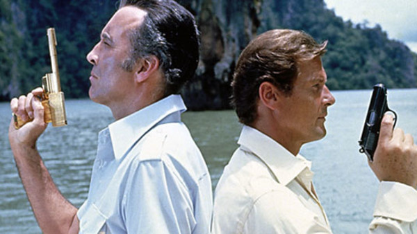 The World Is Not Enough Torture Pierce Brosnan Sophie Marceau James Bond Elektra King