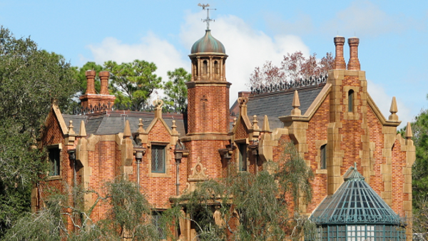 Disneyland Haunted Mansion