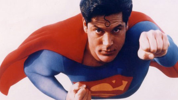 Superboy Flying 600x300