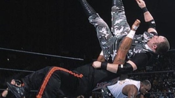 Royal Rumble 2002 Triple H Steve Austin