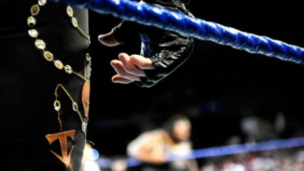 Undertaker Mark Henry Showdown