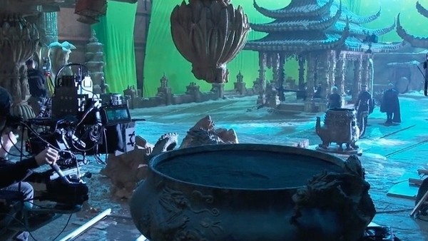 Days Of Future Past Set Future Photo 600x400