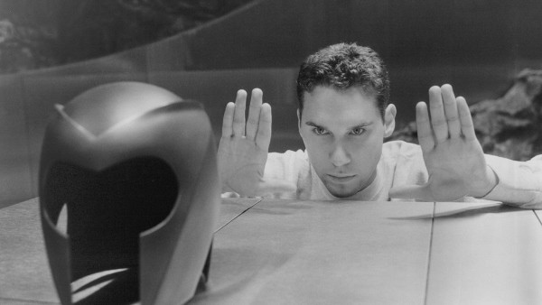 X Men Bryan Singer Set Photo 600x403