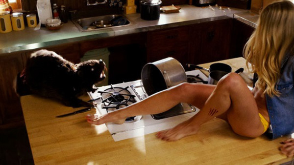 Zombeavers movie - Table scene