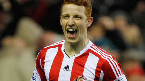 Sunderland's Jack Colback celebrates his opener