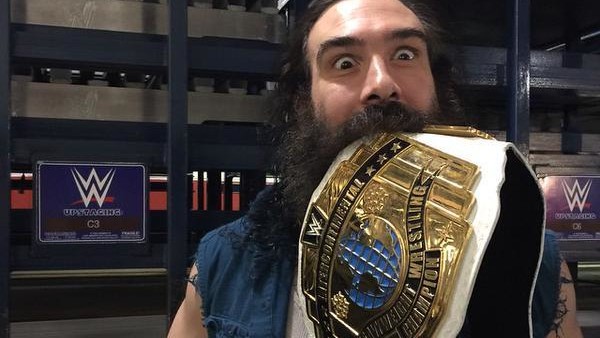 Luke Harper IC belt