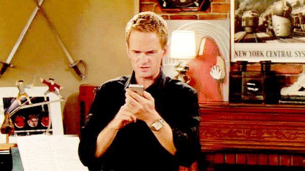 Barney Texting Confused Phone How I Met Your Mother Gif