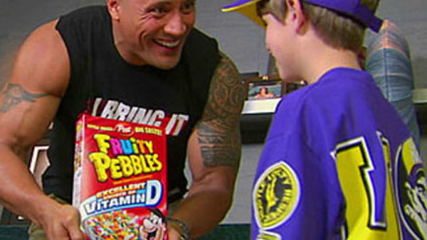 Seth Rollins crutches