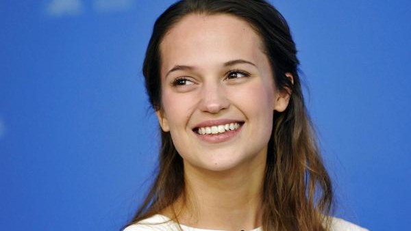 Alicia Vikander