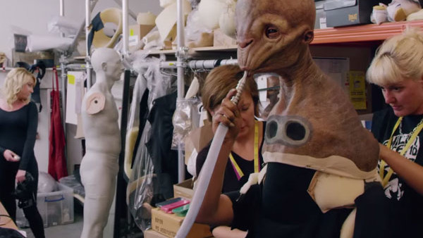 Star Wars the Force Awakens Smoking Alien