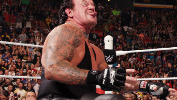 bray wyatt roman reigns