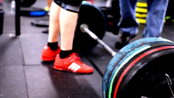 Weight lifting bar bell