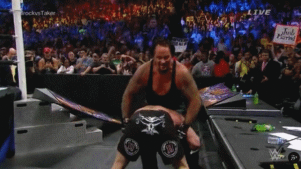 Lesnar Undertaker SummerSlam 2015 F5 Announce Table
