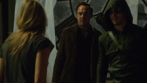 arrow oliver queen slade wilson deathstroke