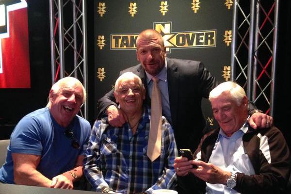 WWE/Twitter