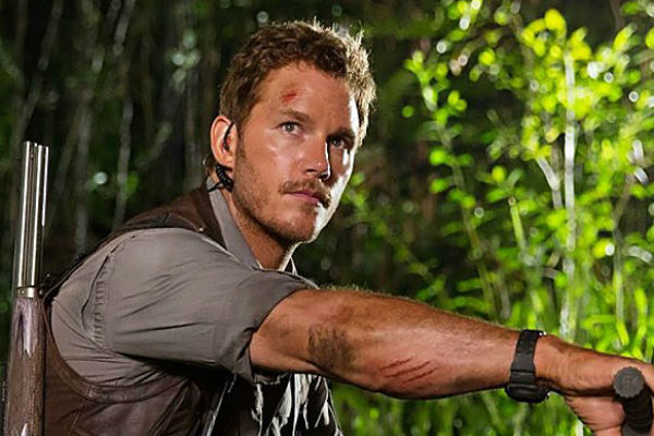 Chris Pratt Jurassic World Motorbike