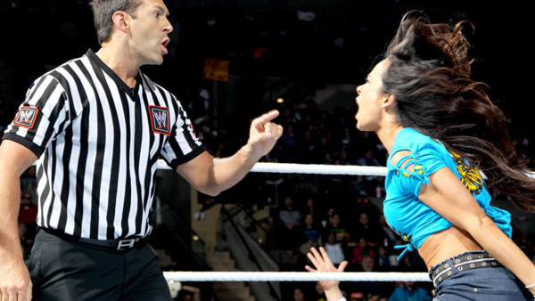 AJ Lee Ref