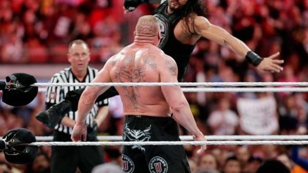 roman reigns punch brock lesnar