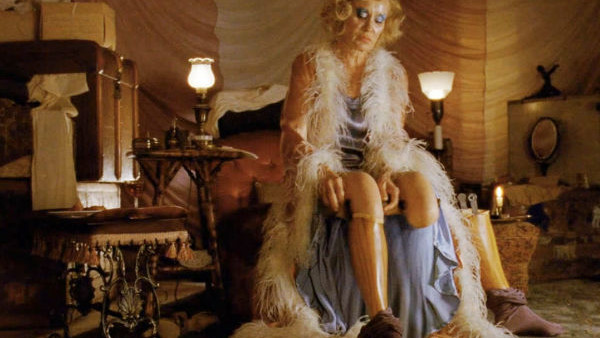 Elsa Mars Legs Jessica Lange American Horror Story.jpg