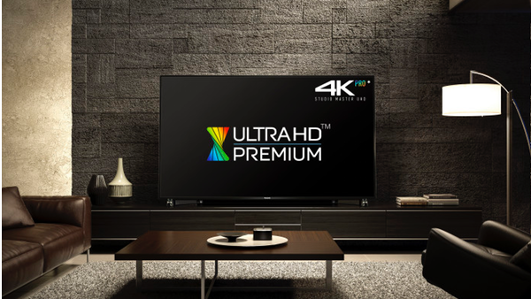 Panasonic DX900 4K HDR TV