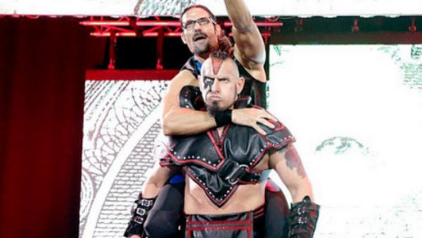 Roman Reigns Hulk Hogan