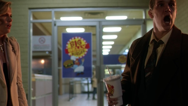 The Flash Season 2 Episode 21 The Good Dinosaur