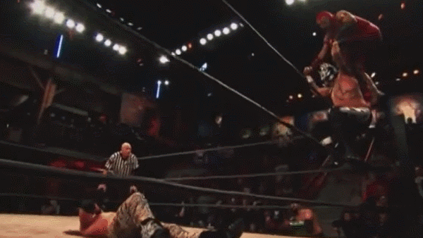 Aerostar Dive Off Of Fenix