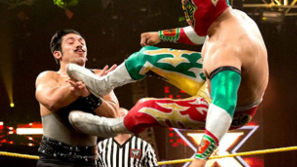 Sin Cara Simon Gotch