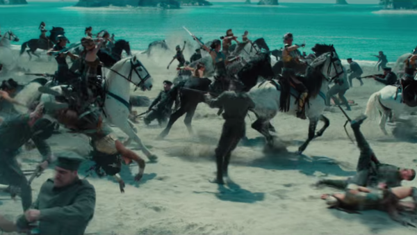 Wonder Woman Beach Battle