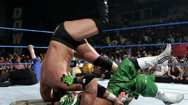 Rey Mysterio JBL Smackdown 2006