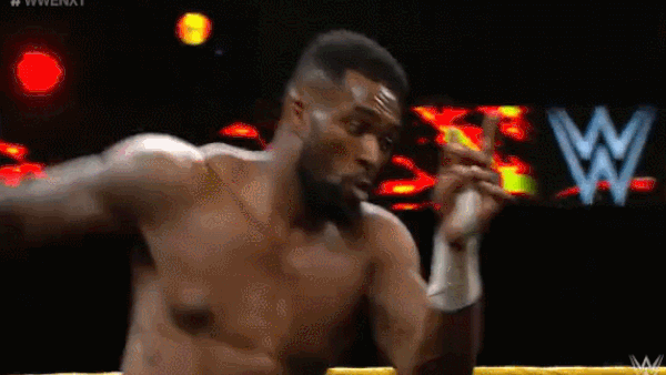 Gran Metalik Moonsault Miss