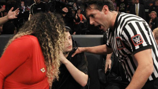 JoJo Clash Of Champions Referee