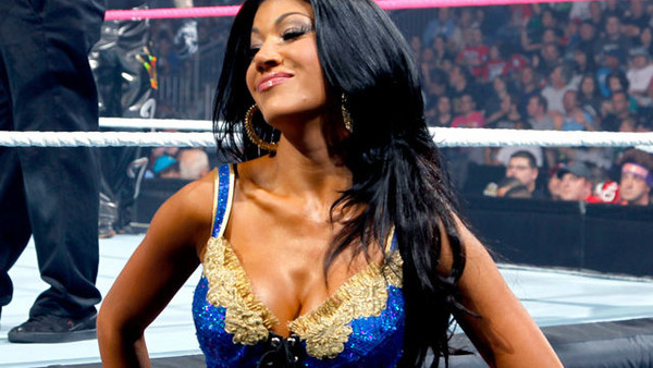 rosa mendes