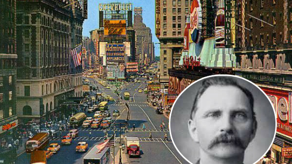 Times Square Rudolph Fentz Time Traveller