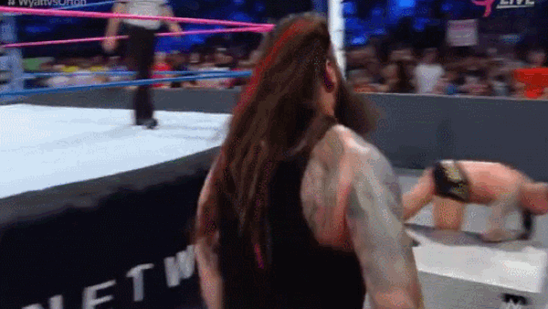 Bray Wyatt senton steps no Randy Orton No Mercy