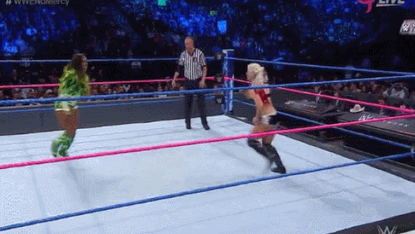 Naomi Alexa Bliss Facebuster No Mercy