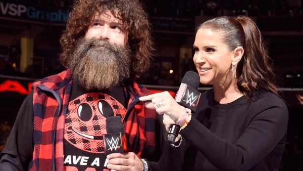 Sasha Banks Charlotte Roadblock