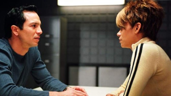Catwoman Halle Berry Benjamin Bratt