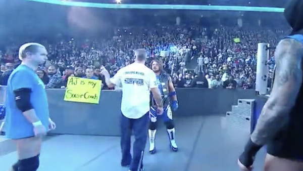 AJ Styles Fan Sign WWE