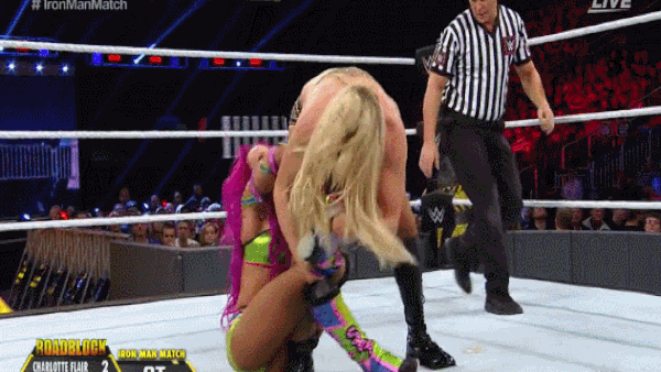 Charlotte Heel Injure Sasha Nose Roadblock