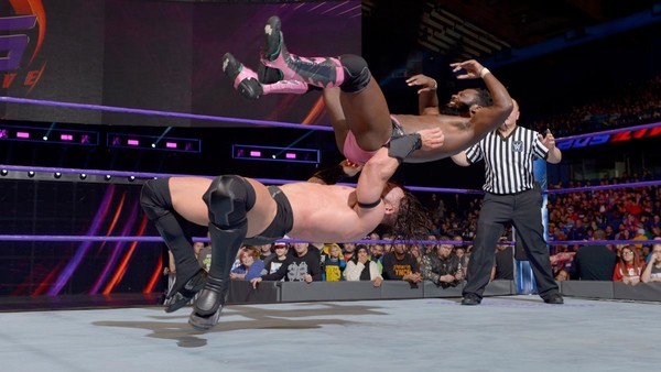 roman reigns kevin owens