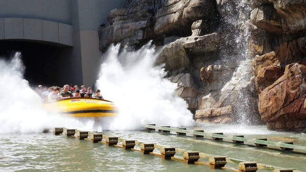 Jurassic Park River Adventure