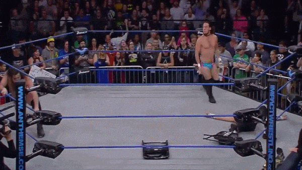 Andrew Everett Spiked Hurricanrana Trevor Lee