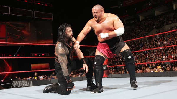 samoa joe roman reigns