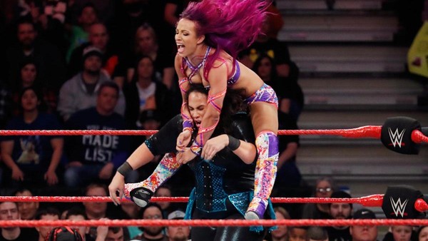 sasha banks nia jaxx