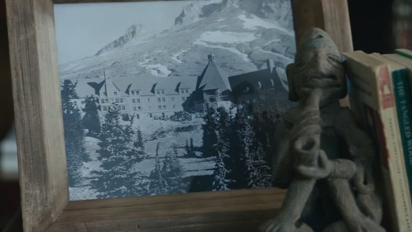 Dark Tower Overlook Hotel
