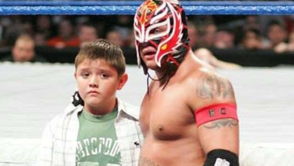 Rey Mysterio Dominic