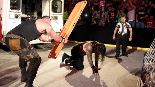 Braun Strowman Roman Reigns