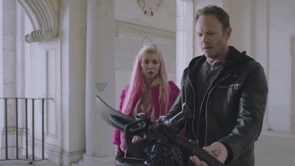 Sharknado 5 Fin Tara Reid Chainsaw