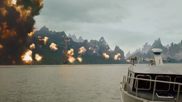 Arrow Lian Yu Explosion